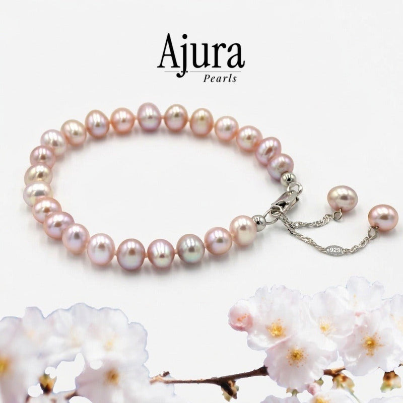 Classic Off Round Dangling Bracelet Lavender