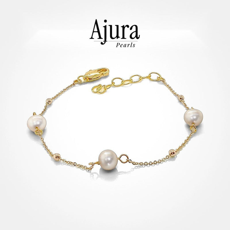 Tin Cup Pearl Bracelet White