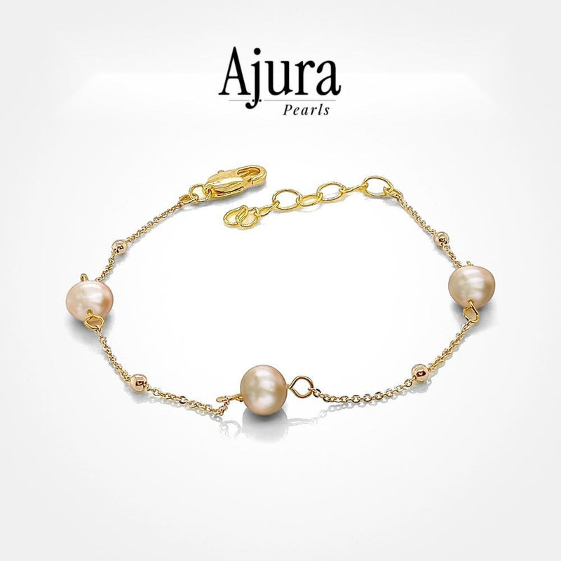 Tin Cup Pearl Bracelet White